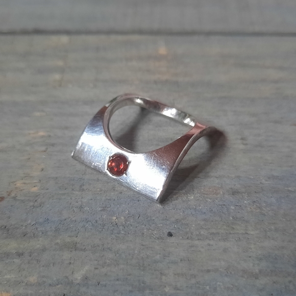 Artisan Crafted Sterling Silver Abstract Garnet Ring - Picture 1 of 15
